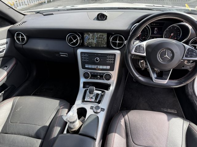 MERCEDES BENZ SLC CL 2018 Image 31