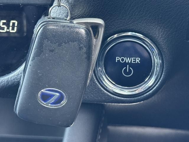 TOYOTA LEXUS RX450H 2WD 2017 Image 31