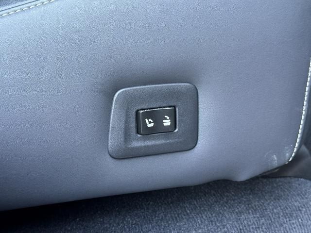 TOYOTA LEXUS RX450H 2WD 2017 Image 31