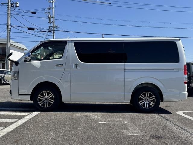 TOYOTA HIACE VAN 2WD 2018 Image 31