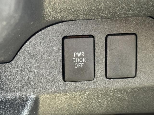 TOYOTA HIACE VAN 2WD 2018 Image 31