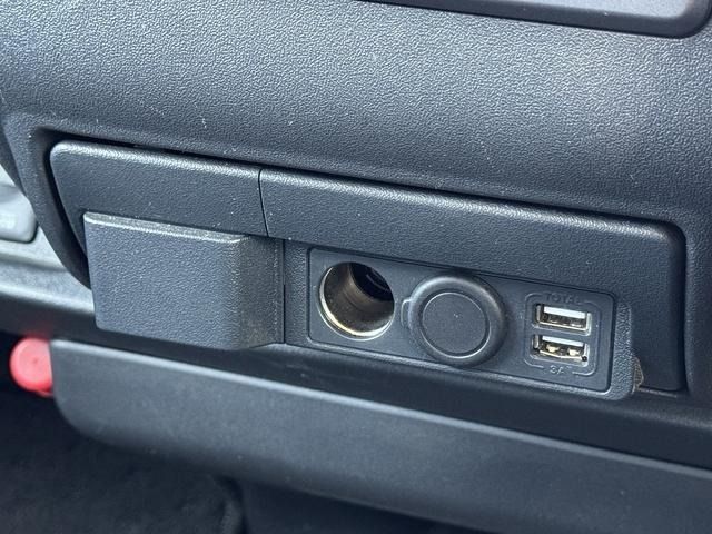 TOYOTA HIACE VAN 2WD 2018 Image 31