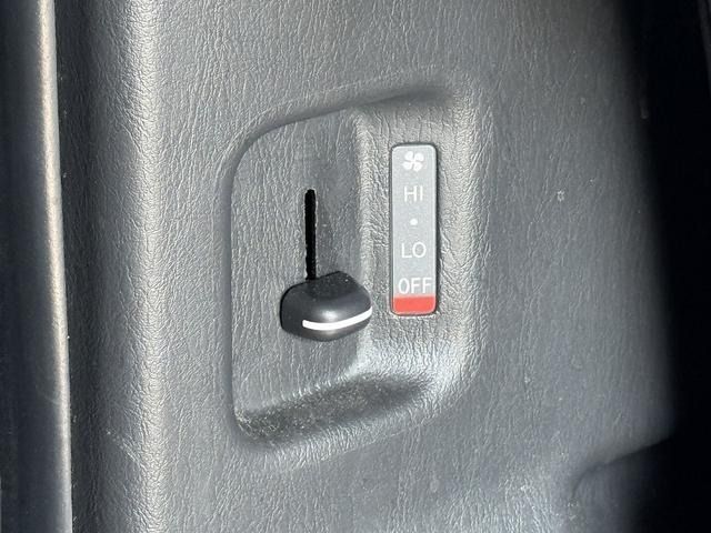 TOYOTA HIACE VAN 2WD 2018 Image 31