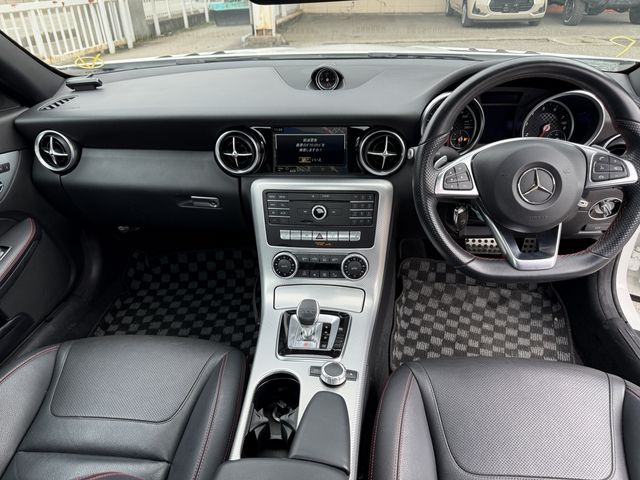 MERCEDES BENZ SLC CL 2017 Image 31