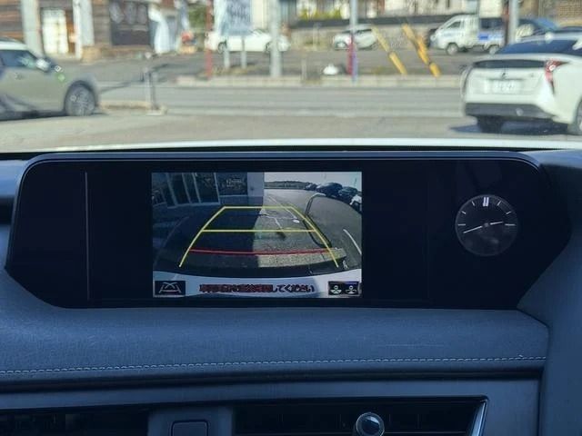 TOYOTA LEXUS UX250H 2021 Image 31