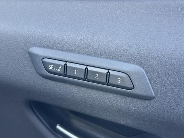 TOYOTA LEXUS UX250H 2021 Image 31