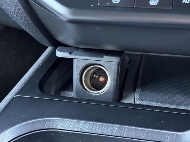 TOYOTA LEXUS UX250H 2021 Image 31