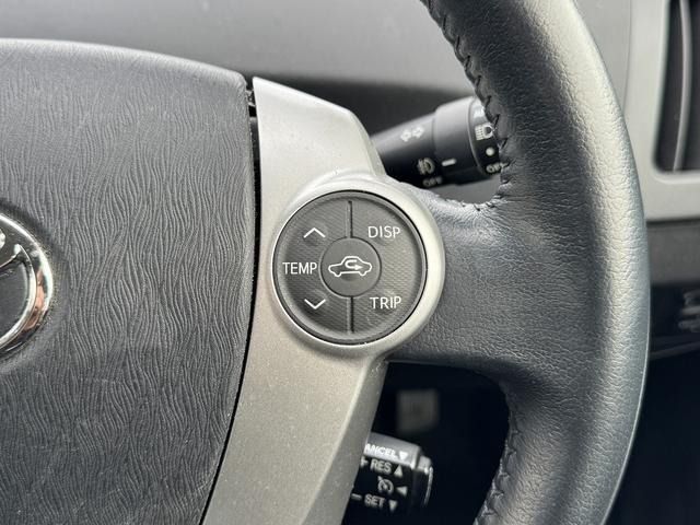 TOYOTA PRIUS PHV 2012 Image 31