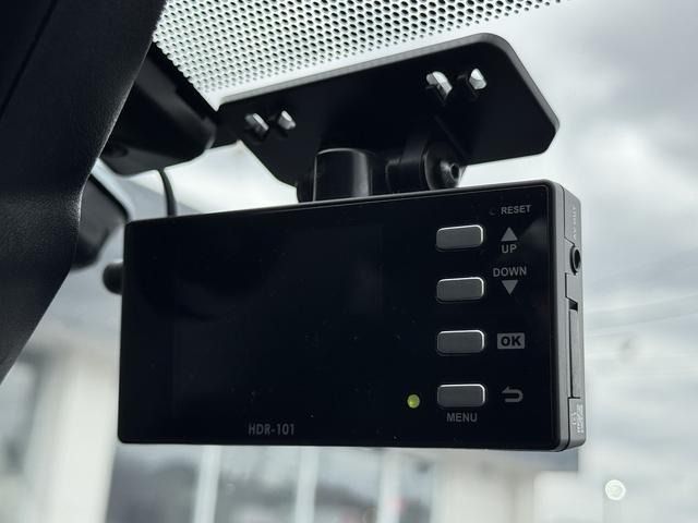 TOYOTA PRIUS PHV 2012 Image 31