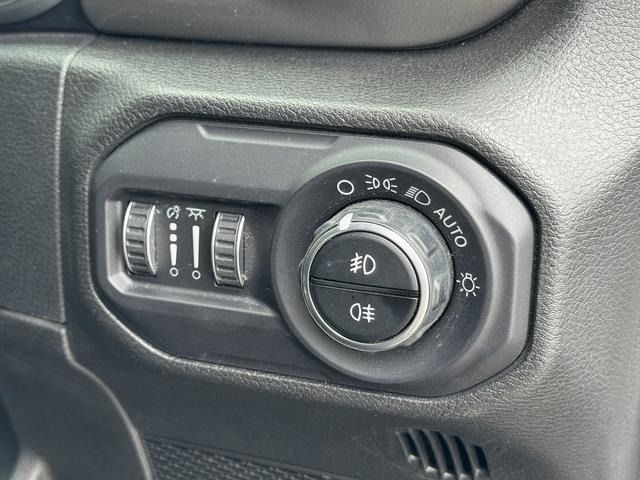 JEEP WRANGLER UNLIMI 2019 Image 31