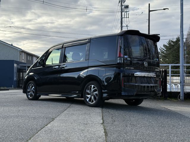 HONDA STEPWAGON SPADA 2015 Image 31