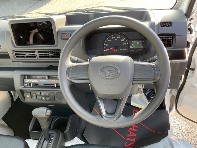 DAIHATSU HIJET TRUCK 4WD 2026 Image 31