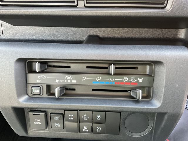 DAIHATSU HIJET TRUCK 4WD 2026 Image 31