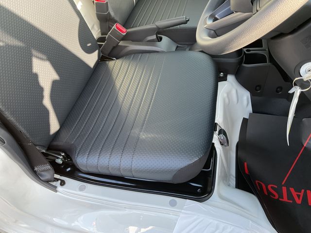 DAIHATSU HIJET TRUCK 4WD 2026 Image 31