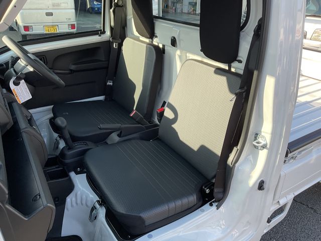 DAIHATSU HIJET TRUCK 4WD 2026 Image 31