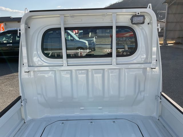 DAIHATSU HIJET TRUCK 4WD 2026 Image 31