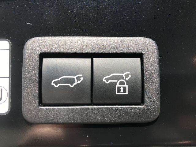 TOYOTA COROLLA CROSS HYBRID 2024 Image 31