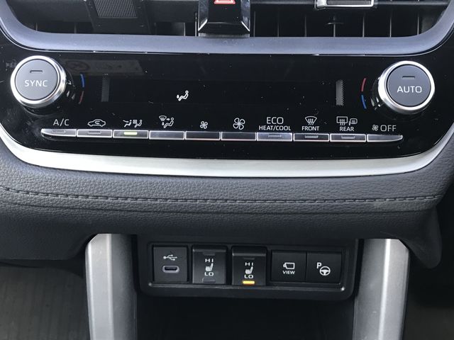 TOYOTA COROLLA CROSS HYBRID 2024 Image 31