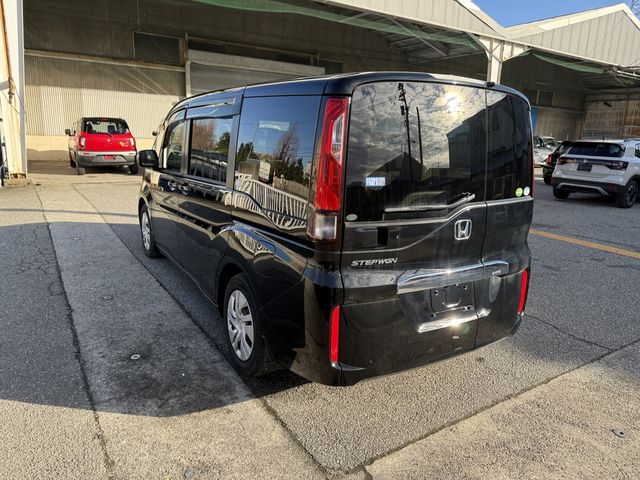 HONDA STEPWAGON 2017 Image 31