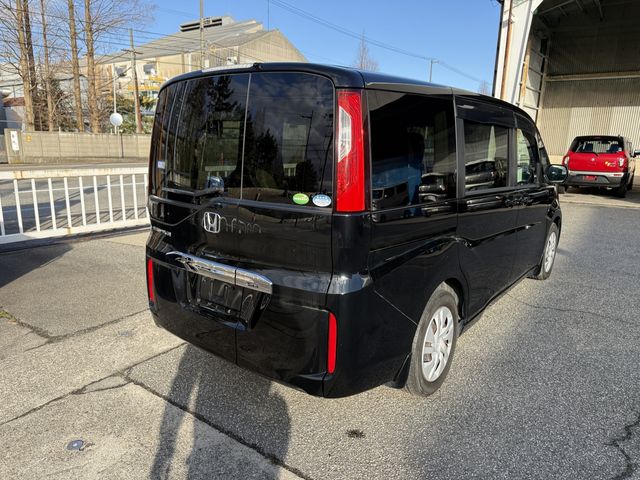 HONDA STEPWAGON 2017 Image 31