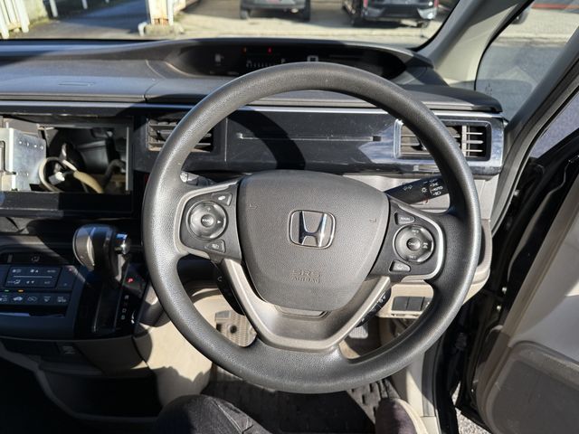 HONDA STEPWAGON 2017 Image 31