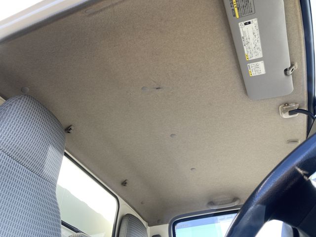 HINO DUTRO 2015 Image 31