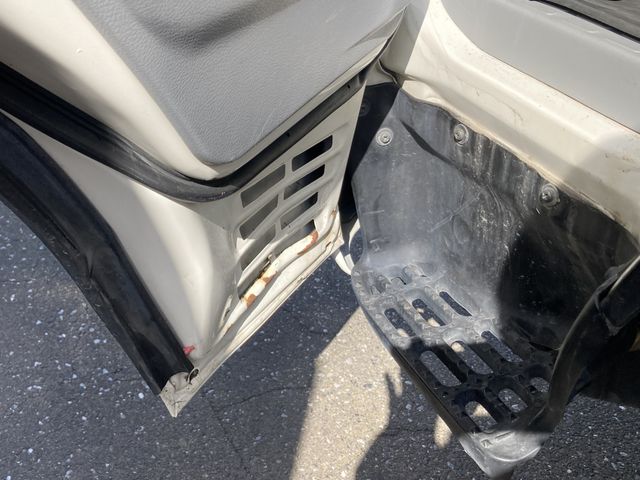 HINO DUTRO 2015 Image 31