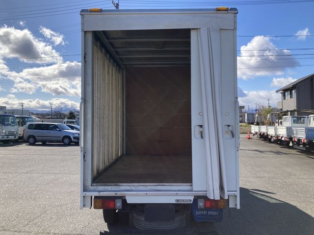 HINO DUTRO 2015 Image 31