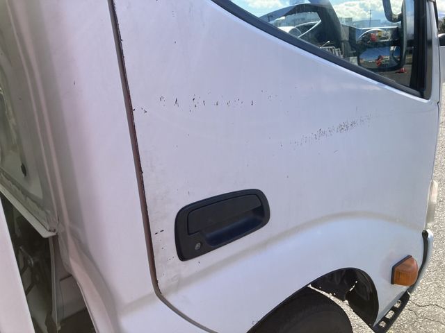 HINO DUTRO 2015 Image 31