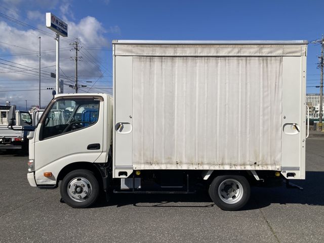 HINO DUTRO 2015 Image 31