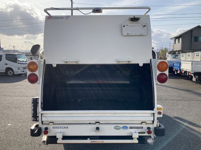 TOYOTA TOYOACE 2014 Image 31