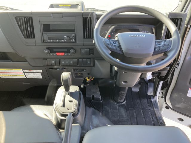 ISUZU ELF 2024 Image 31
