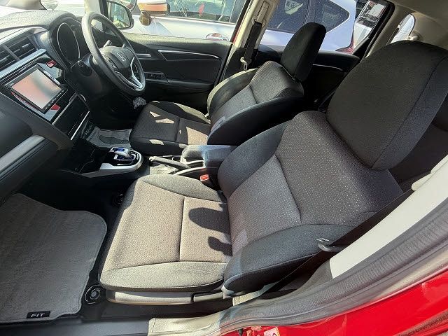 HONDA FIT HYBRID 2014 Image 31