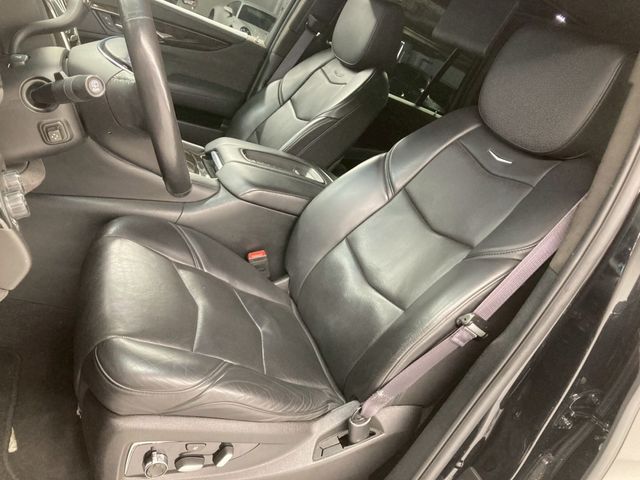 CADILLAC ESCALADE 2018 Image 31