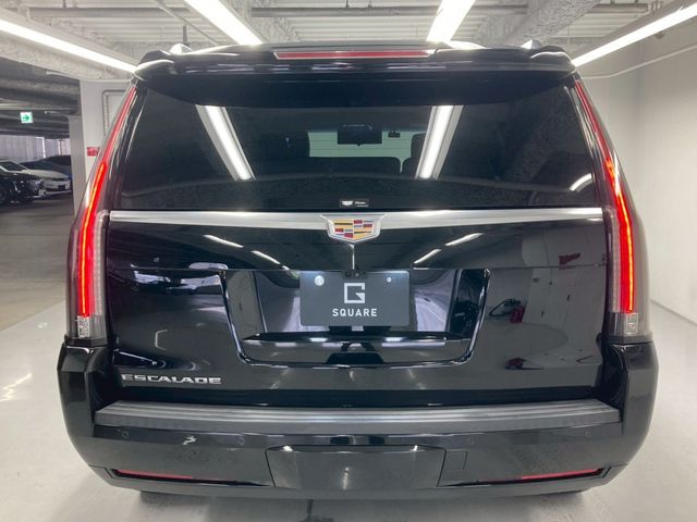 CADILLAC ESCALADE 2018 Image 31
