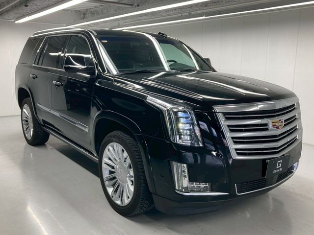 CADILLAC ESCALADE 2018 Image 31