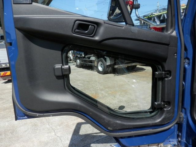 MITSUBISHI FUSOU FIGHTER 2020 Image 31