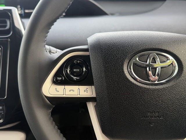 TOYOTA PRIUS 2018 Image 31