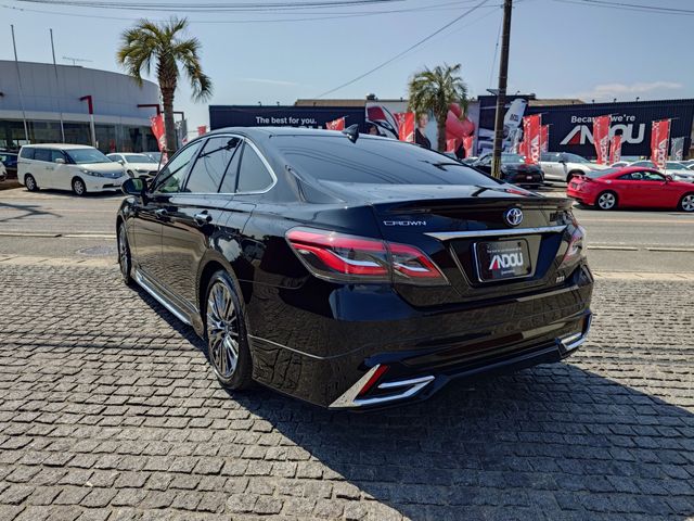 TOYOTA CROWN SEDAN HYBRID 2019 Image 31