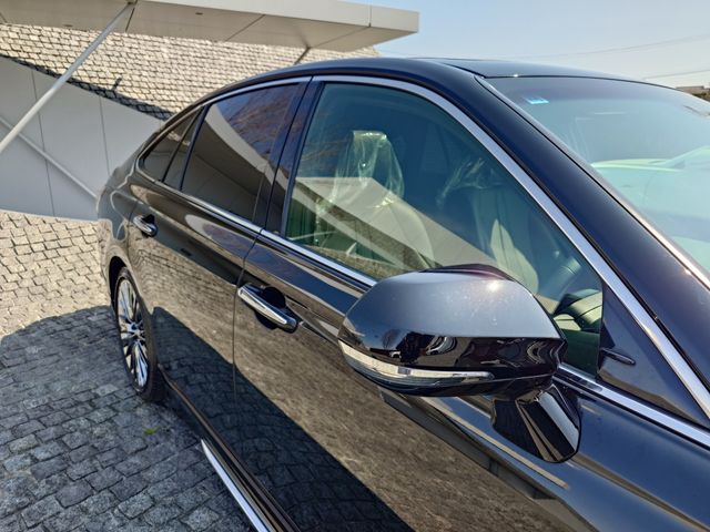 TOYOTA CROWN SEDAN HYBRID 2019 Image 31