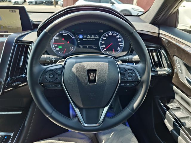 TOYOTA CROWN SEDAN HYBRID 2019 Image 31