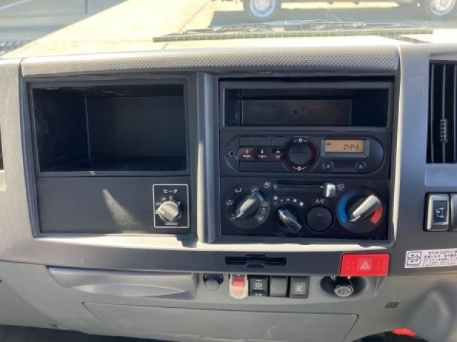 ISUZU ELF 2016 Image 31