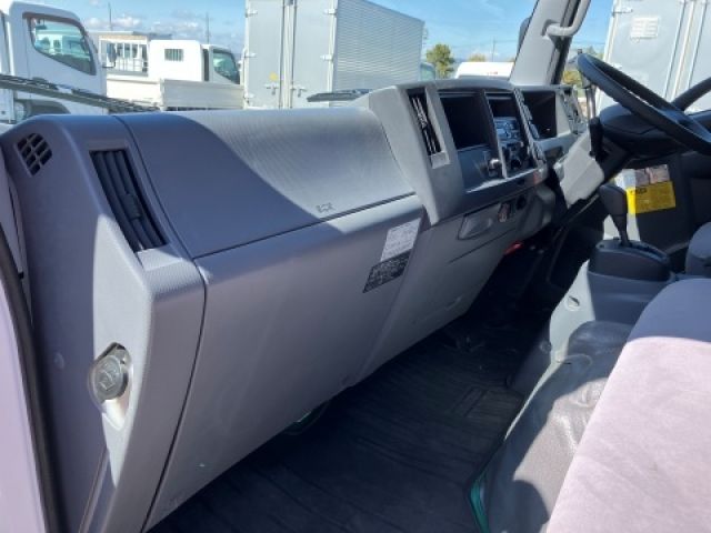 ISUZU ELF 2016 Image 31