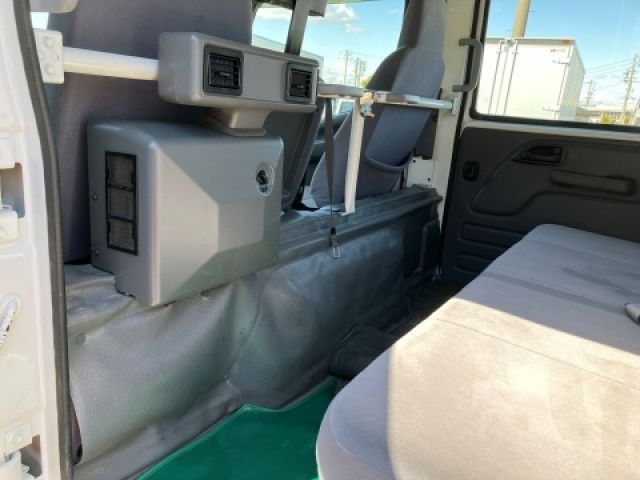 ISUZU ELF 2016 Image 31