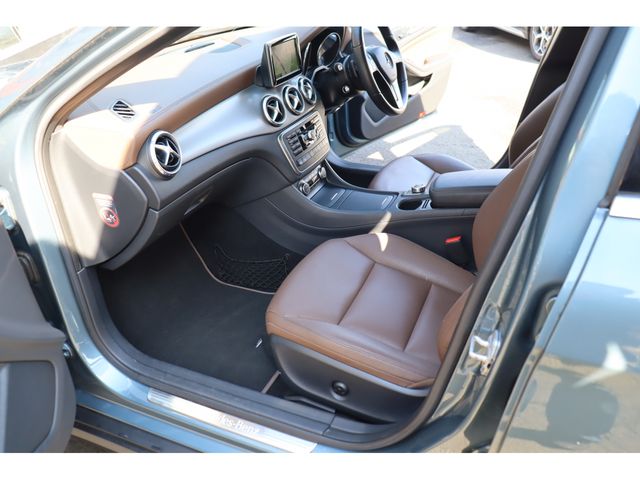 MERCEDES BENZ GLA CL 2015 Image 31