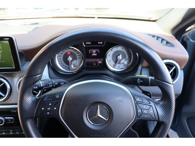 MERCEDES BENZ GLA CL 2015 Image 31