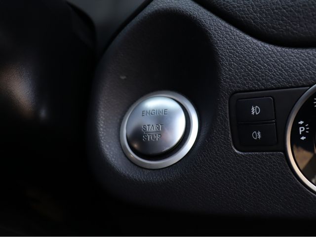 MERCEDES BENZ GLA CL 2015 Image 31