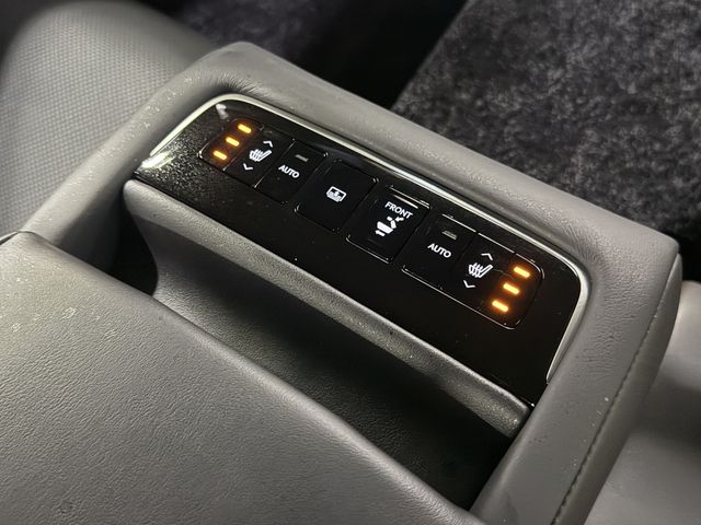 TOYOTA LEXUS LS500H 4WD 2018 Image 31