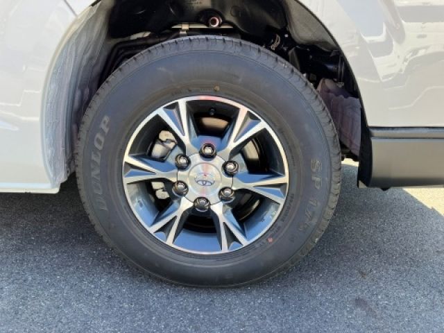 TOYOTA HIACE VAN 4WD 2025 Image 31