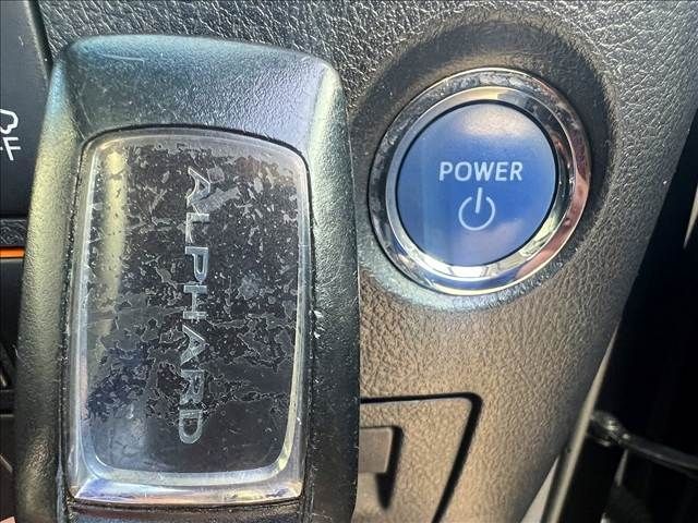 TOYOTA ALPHARD HYBRID 4WD 2016 Image 31